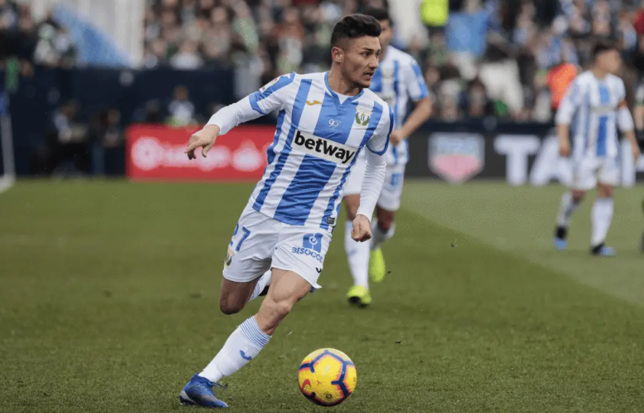 西甲 塞尔塔 VS 巴萨(图1) 塞尔塔 VS 巴萨